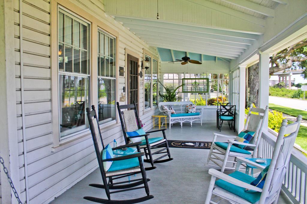 Night Swan Intracoastal Bed & Breakfast New Smyrna Beach Exterior photo