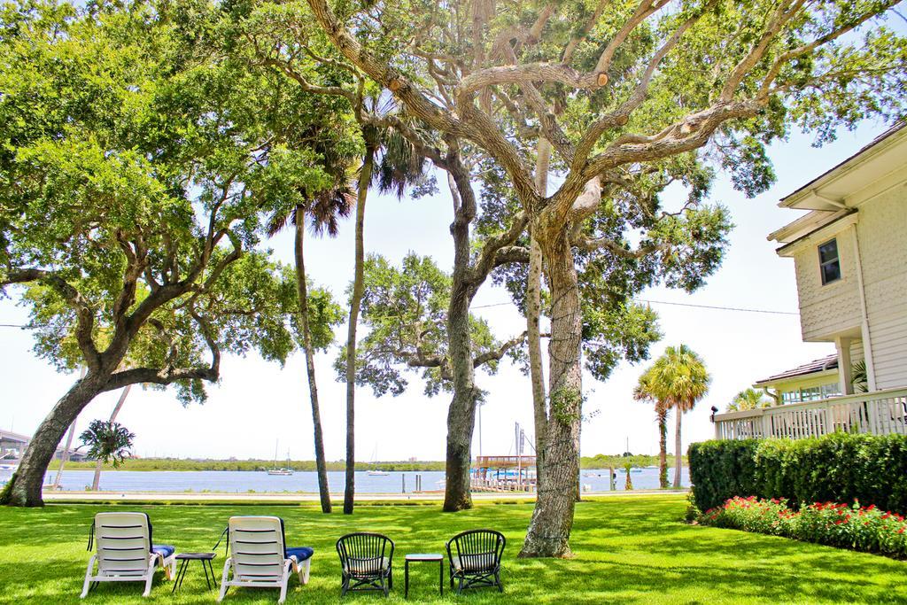 Night Swan Intracoastal Bed & Breakfast New Smyrna Beach Exterior photo
