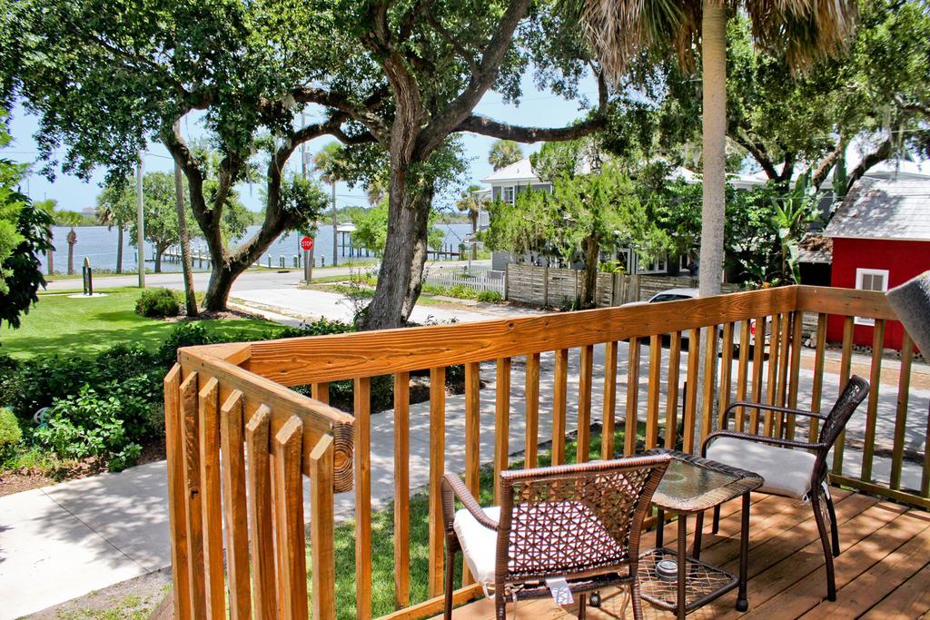 Night Swan Intracoastal Bed & Breakfast New Smyrna Beach Exterior photo