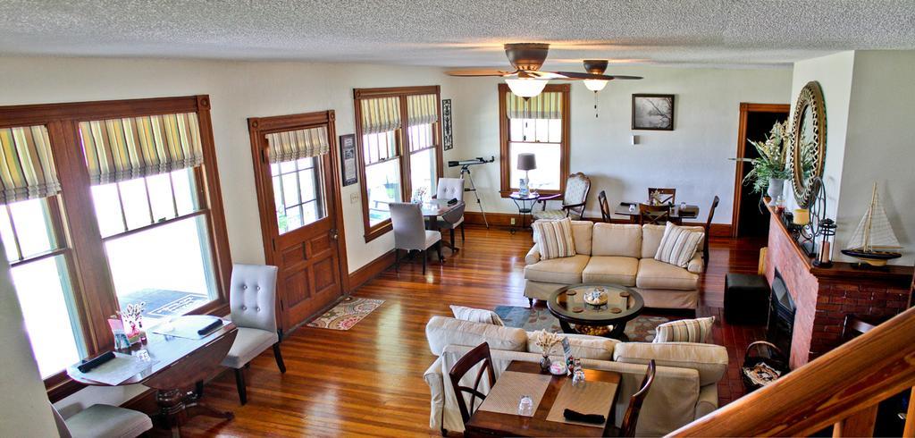 Night Swan Intracoastal Bed & Breakfast New Smyrna Beach Exterior photo