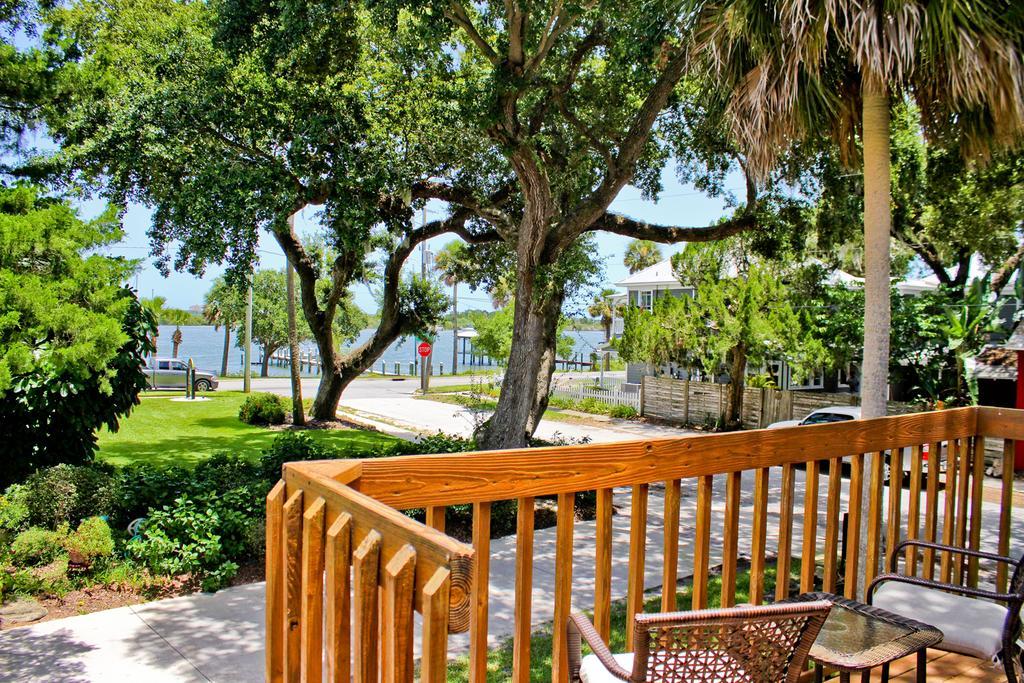Night Swan Intracoastal Bed & Breakfast New Smyrna Beach Exterior photo