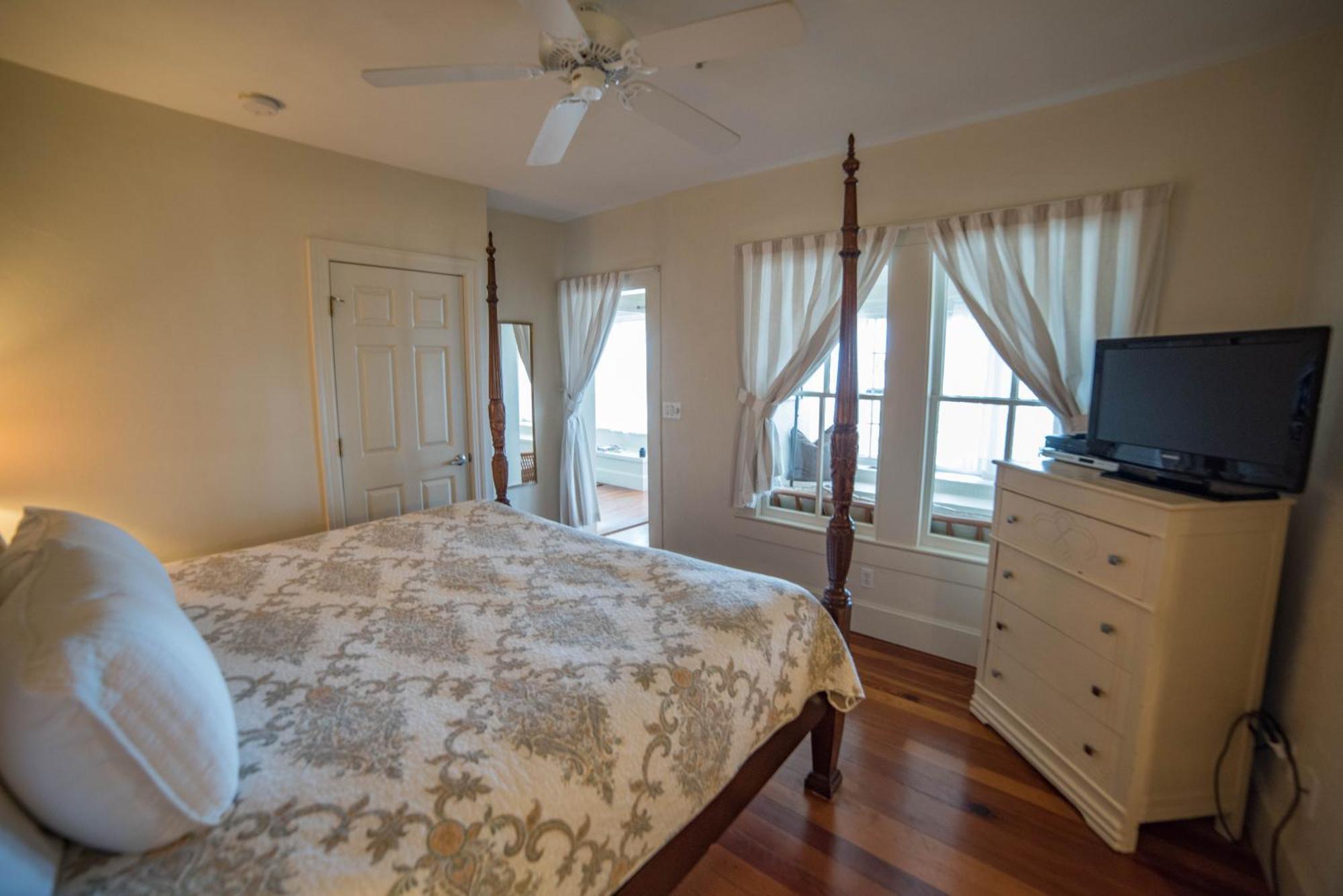 Night Swan Intracoastal Bed & Breakfast New Smyrna Beach Exterior photo